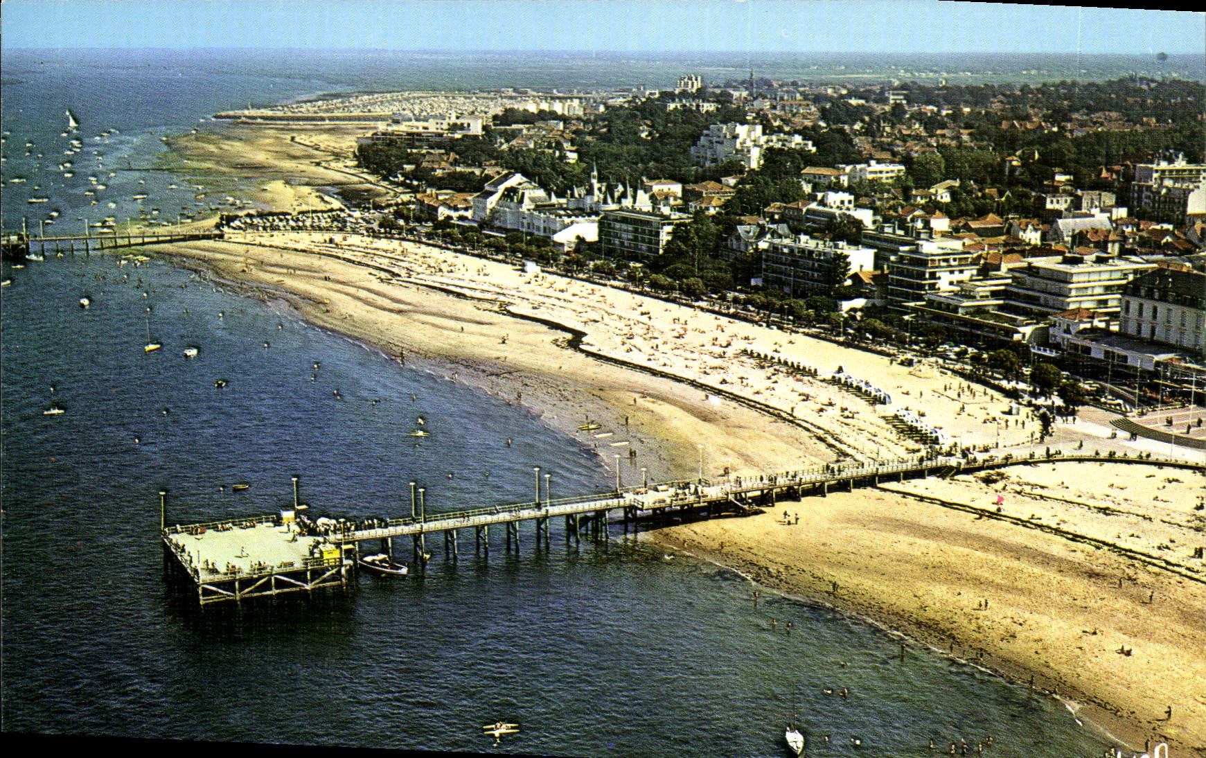 CPM Arcachon Gironde vue aerienne Gros Plan sur la Plage