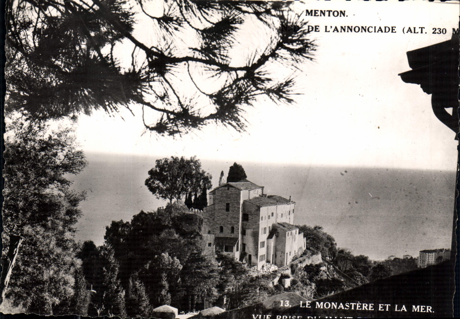 CPM Menton A M de l'Annonciade le Monastere et la Mer vue prise du Haut de la Colline