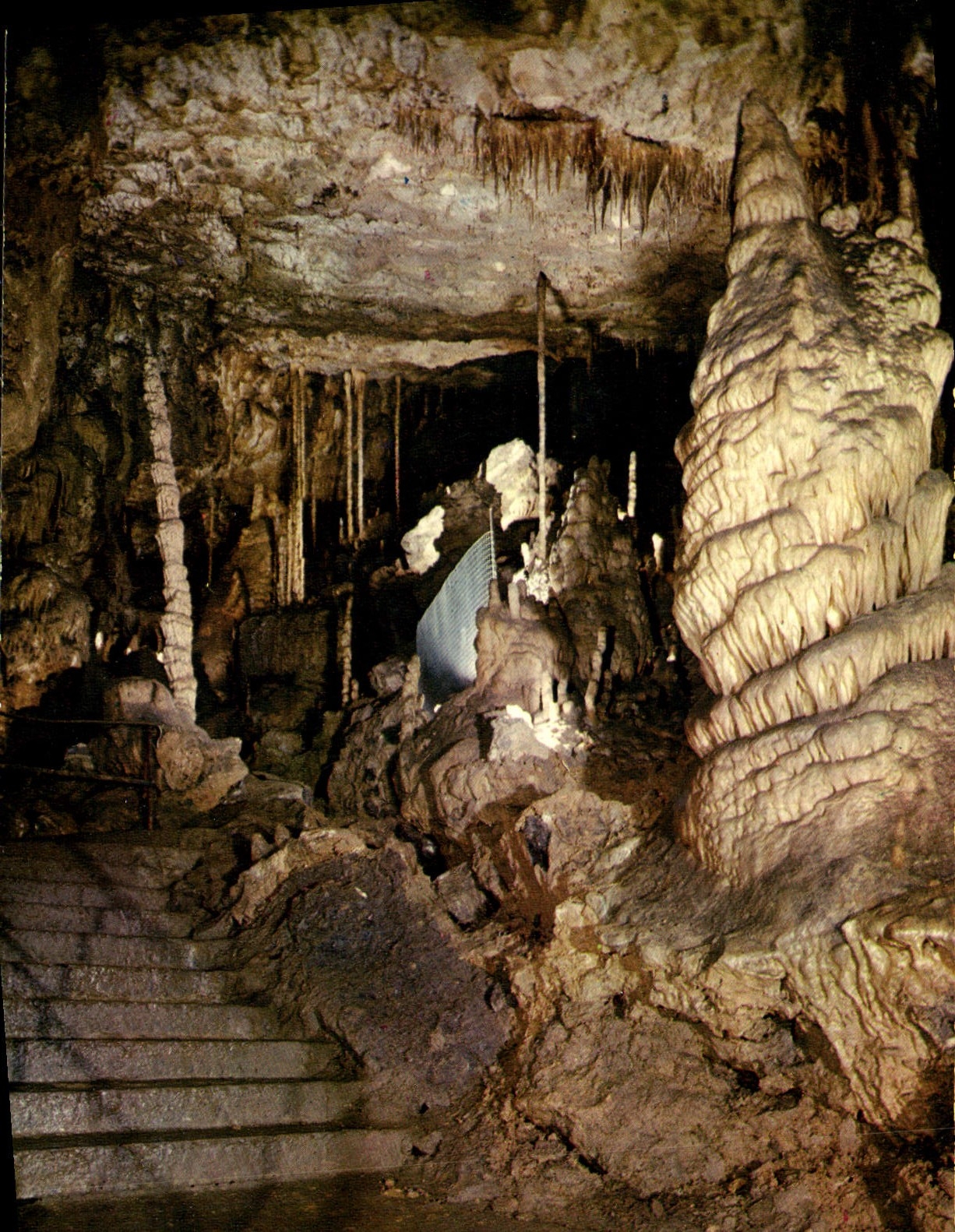 CPM Grottes de Han sur Lesse la Salle du Cataclysme Nouvelles Galeries