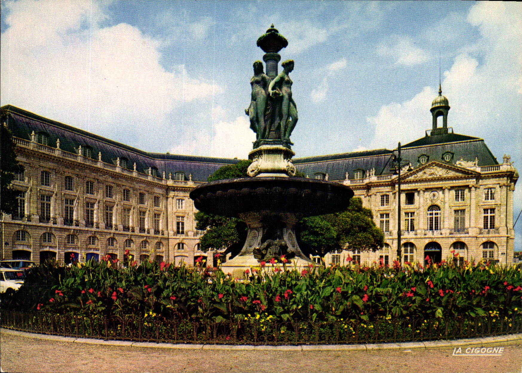 CPM Bordeaux Gironde Place de la Bourse Fontaine des Trois Graces 