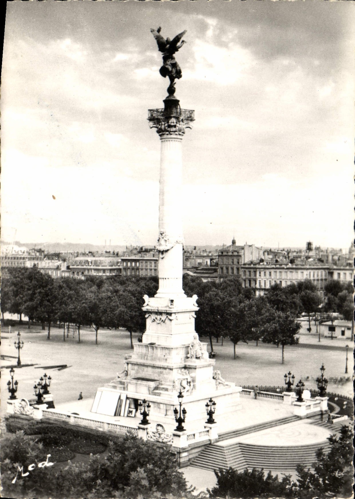 CPM Bordeaux Gironde Monument des Girondins 