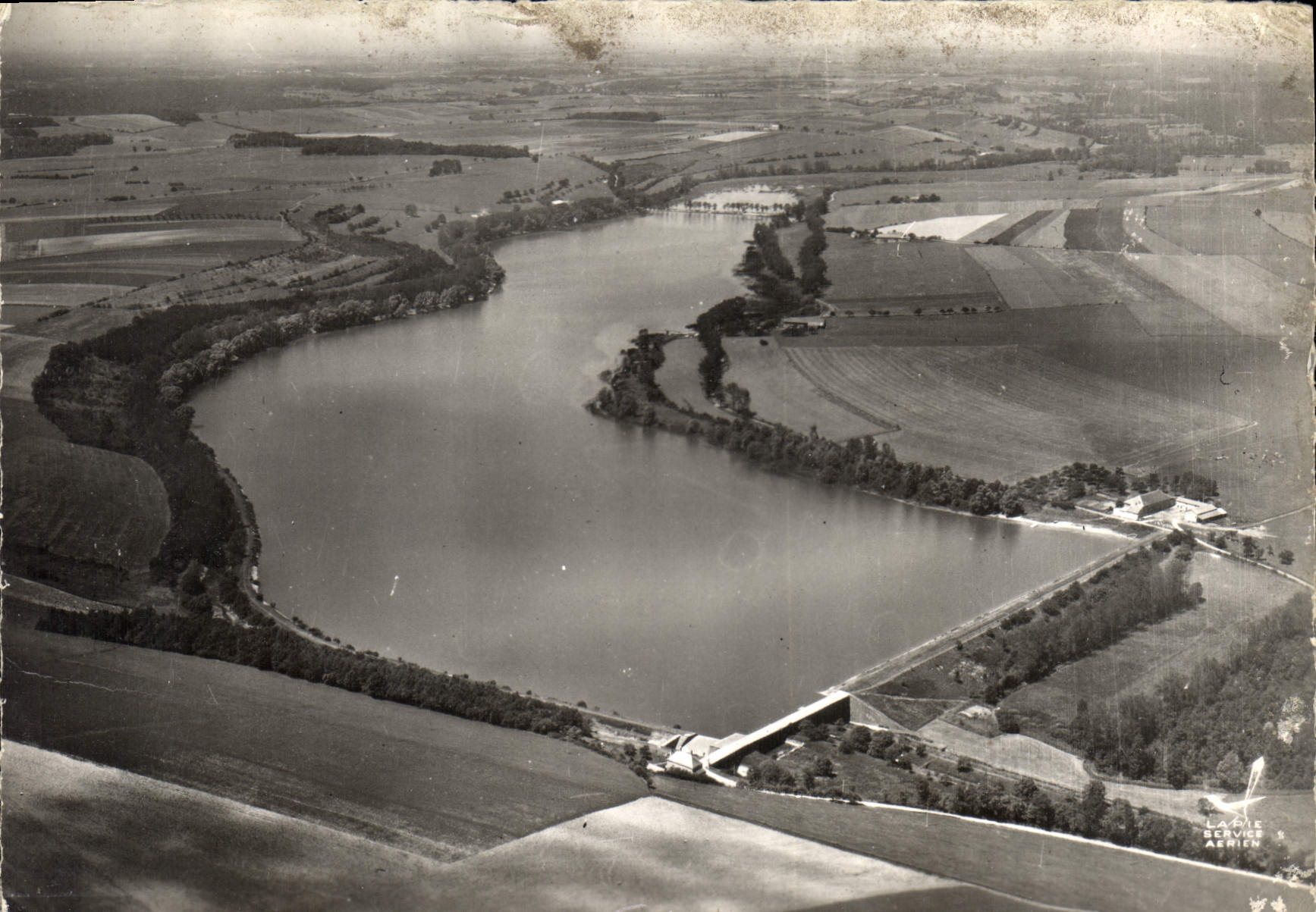 CPM Avion Au Dessus de le Chense Ardennes Les Etangs de Bairon