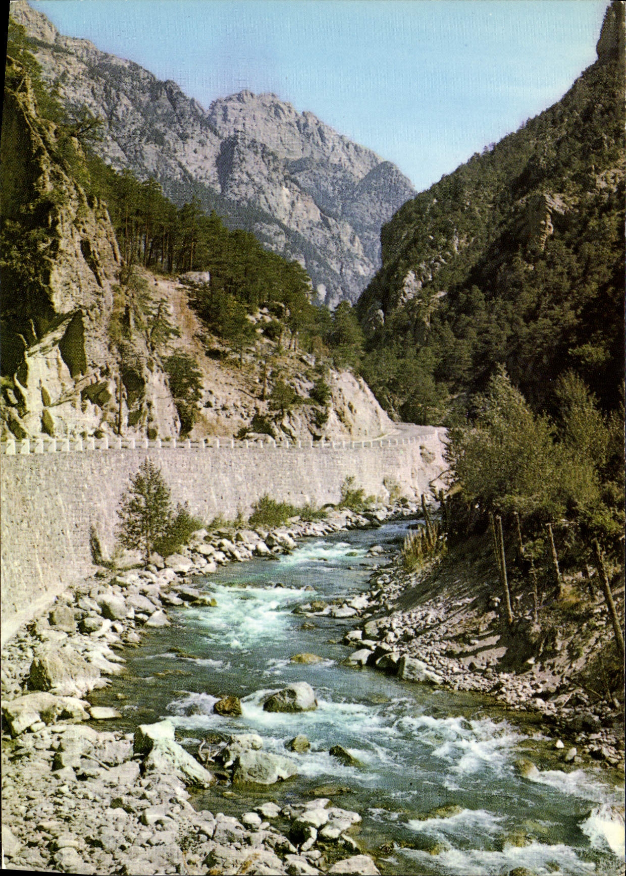 CPM Les Alpes Pittoresques Vallee du Queyras