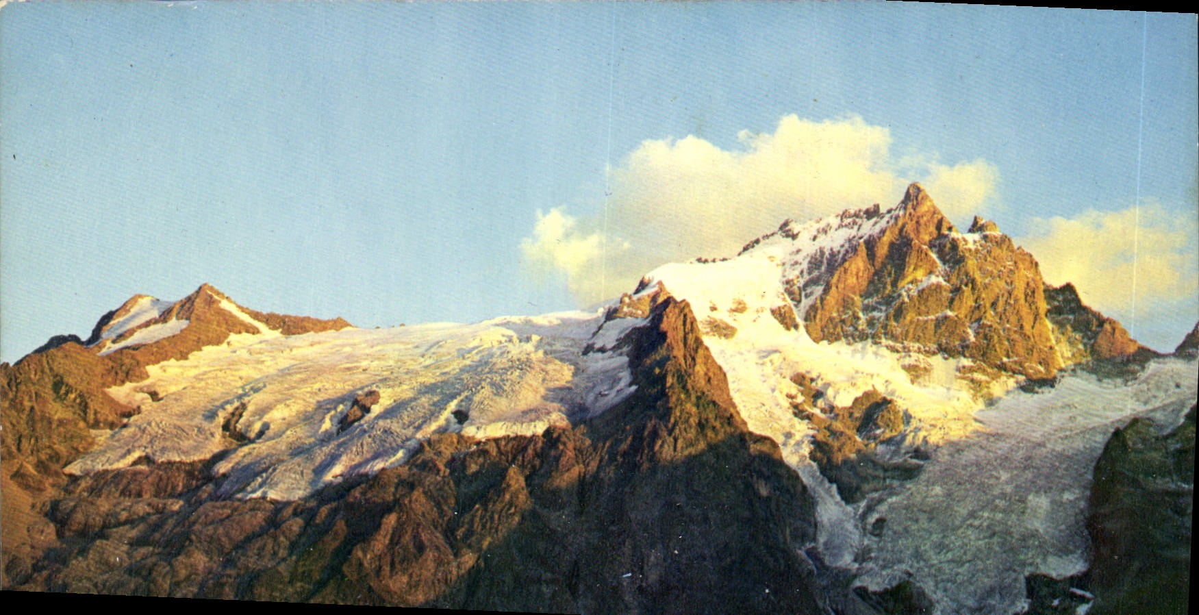 CPM En Oisans Coucher de soleil sur la Meije et le glacier du Tabuchet