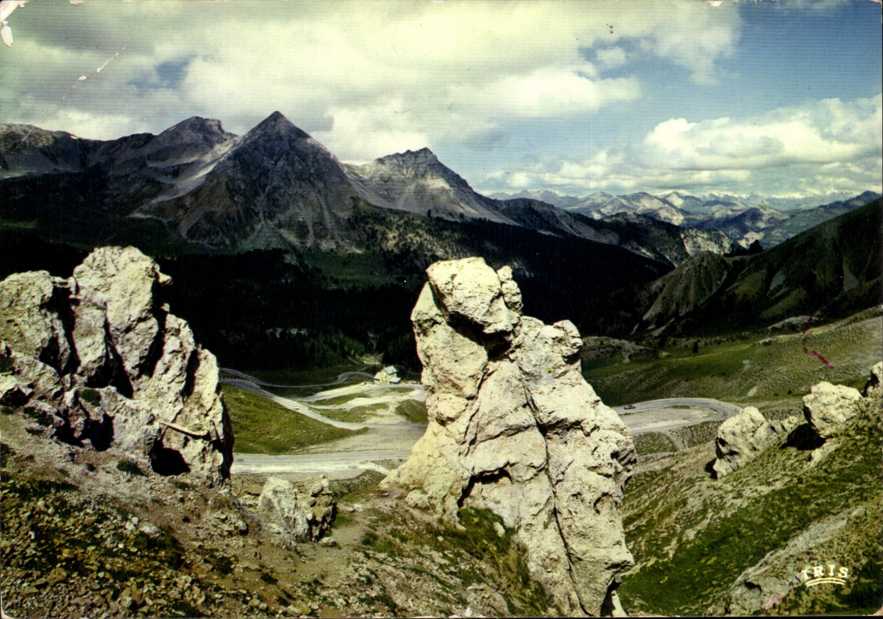 CPM Col d'Izoard Hautes Alpes Vue sur le Brianconnais
