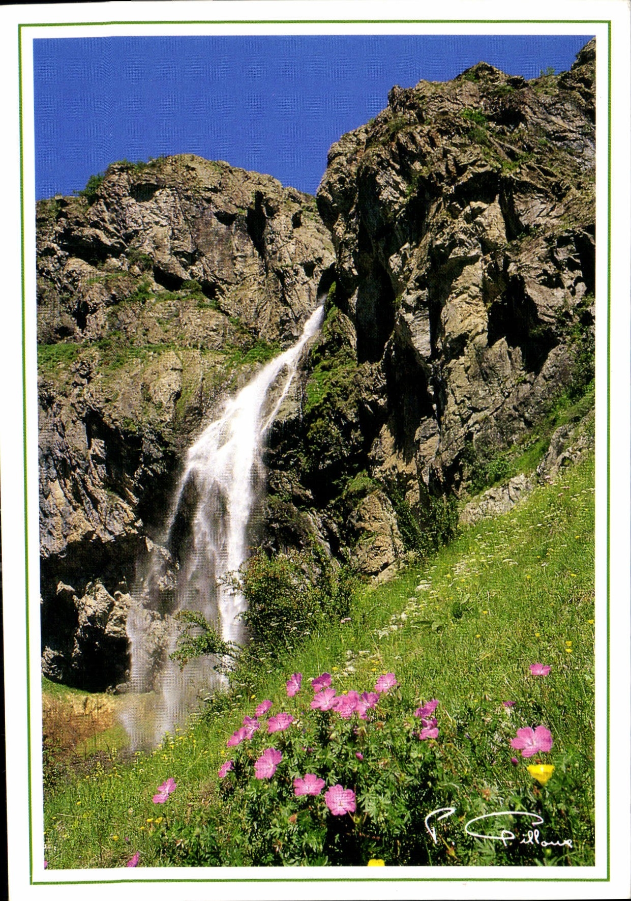 CPM Les Hautes Alpes Vallee du Valgaudemar La Cascade du Casset