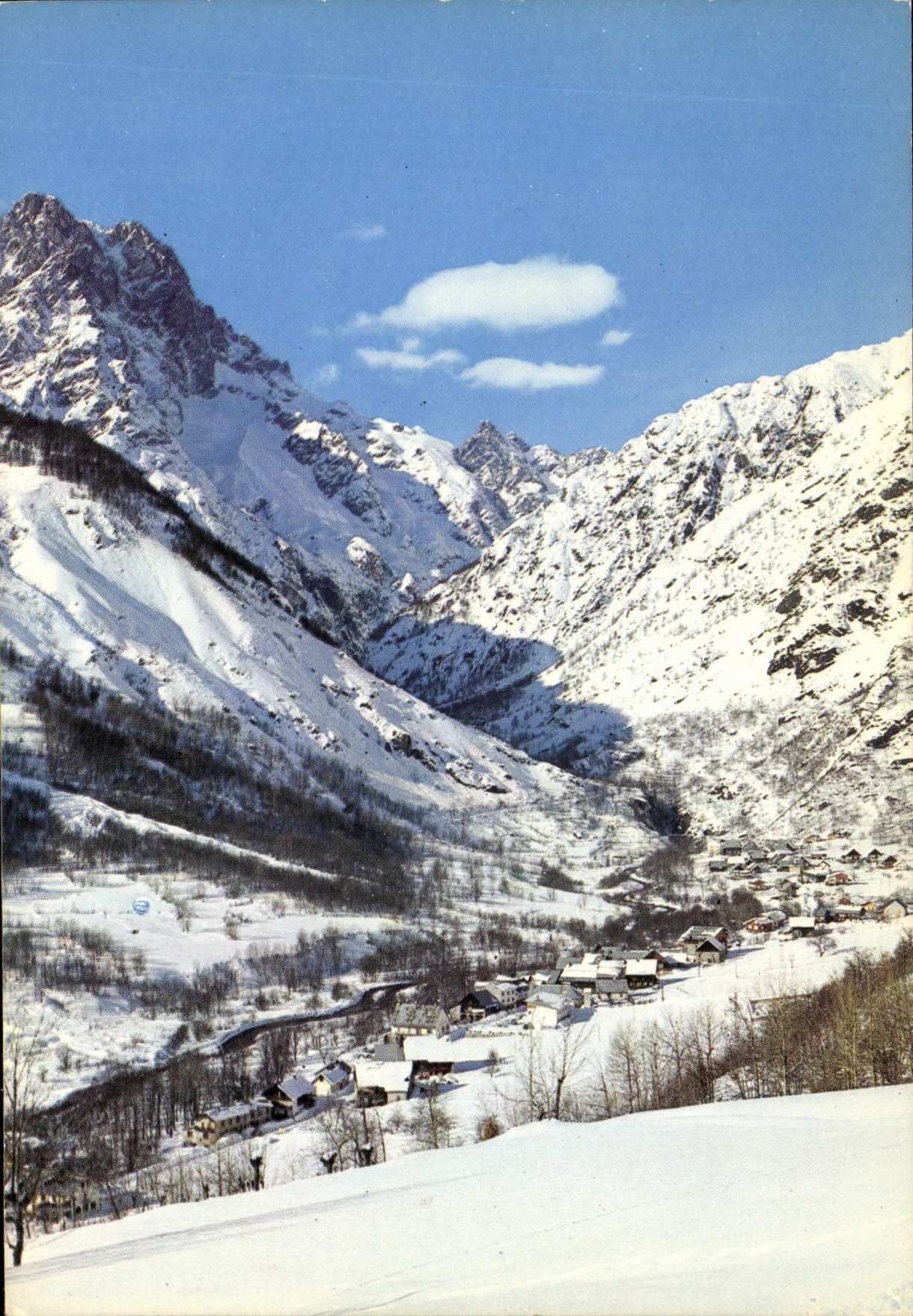 CPM Pelvoux Htes Alpes Vue generale et le Pelvoux