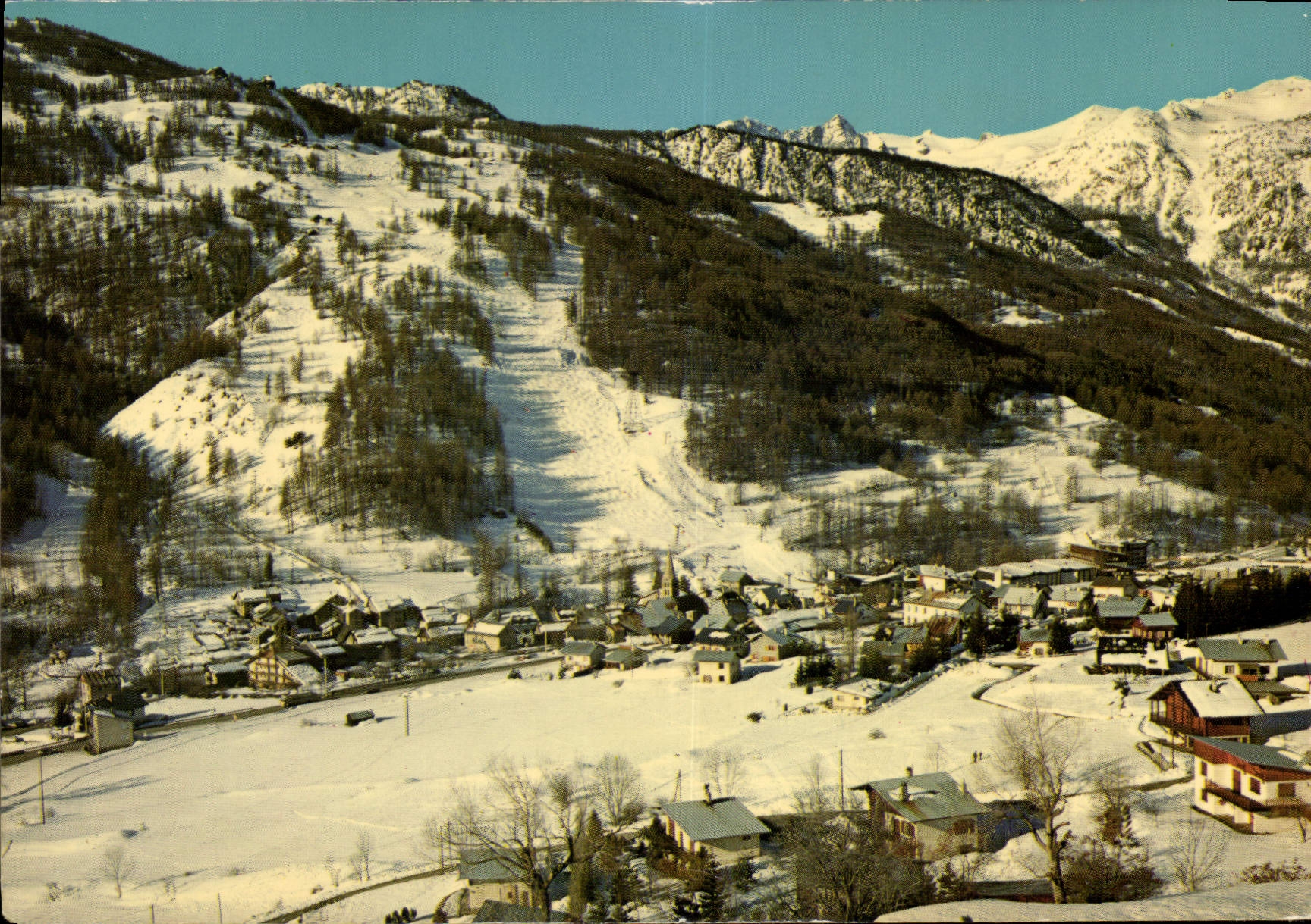 CPM Serre Chevalier Chantemerle Hautes Alpes Vue generale les Pistes 