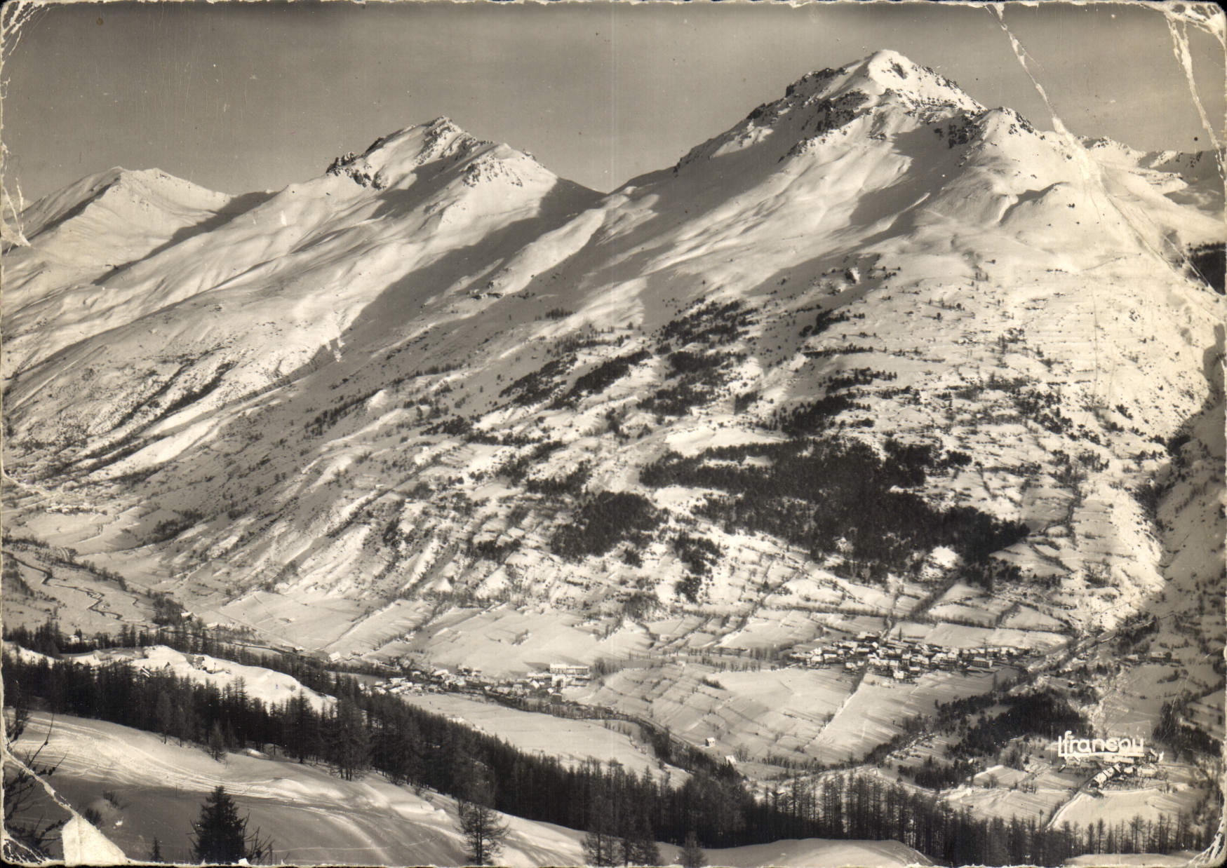 CPM Villeneuve La Salle les Alpes vue du Tete