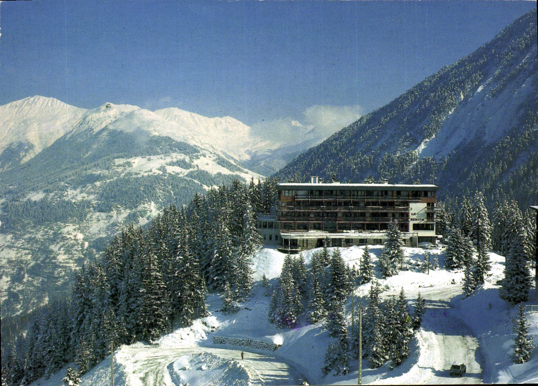 CPM Prenez des sports d'hiver dans les Vallees au Zenith