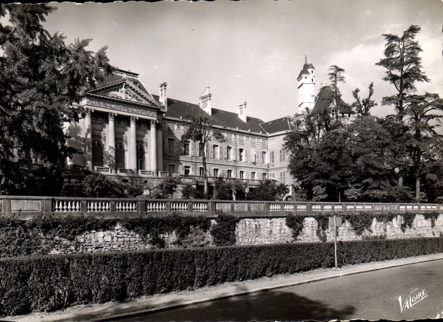 CPM Les Merveilles des Alpes Chambery Savoie La Prefecture 