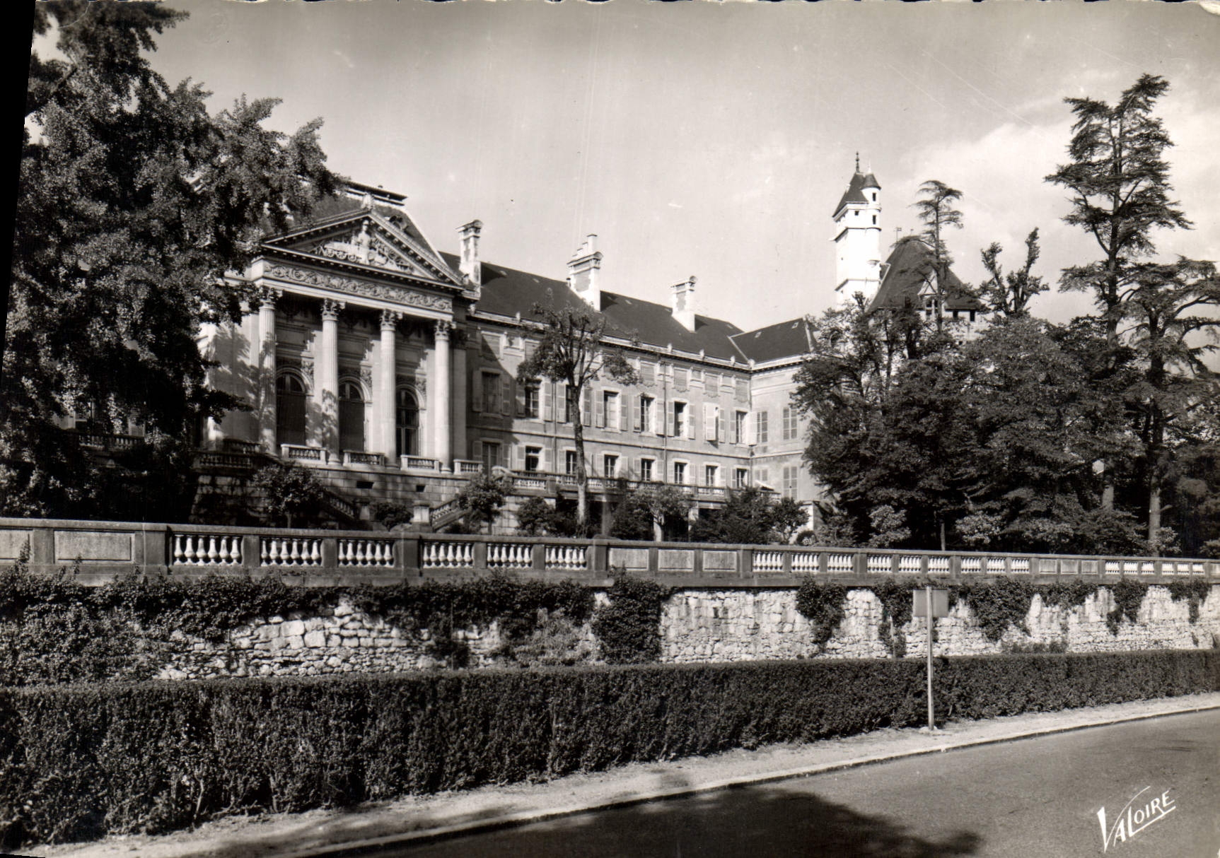 CPM Les Merveilles des Alpes Chambery Savoie La Prefecture 
