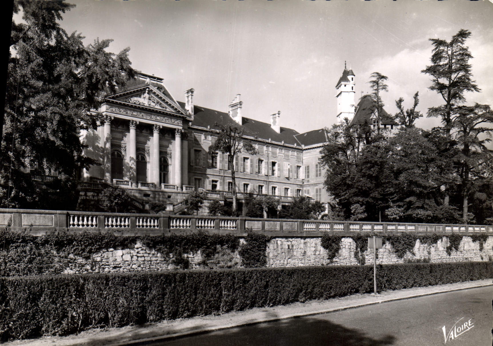CPM Les Merveilles des Alpes Chambery Savoie La Prefecture 