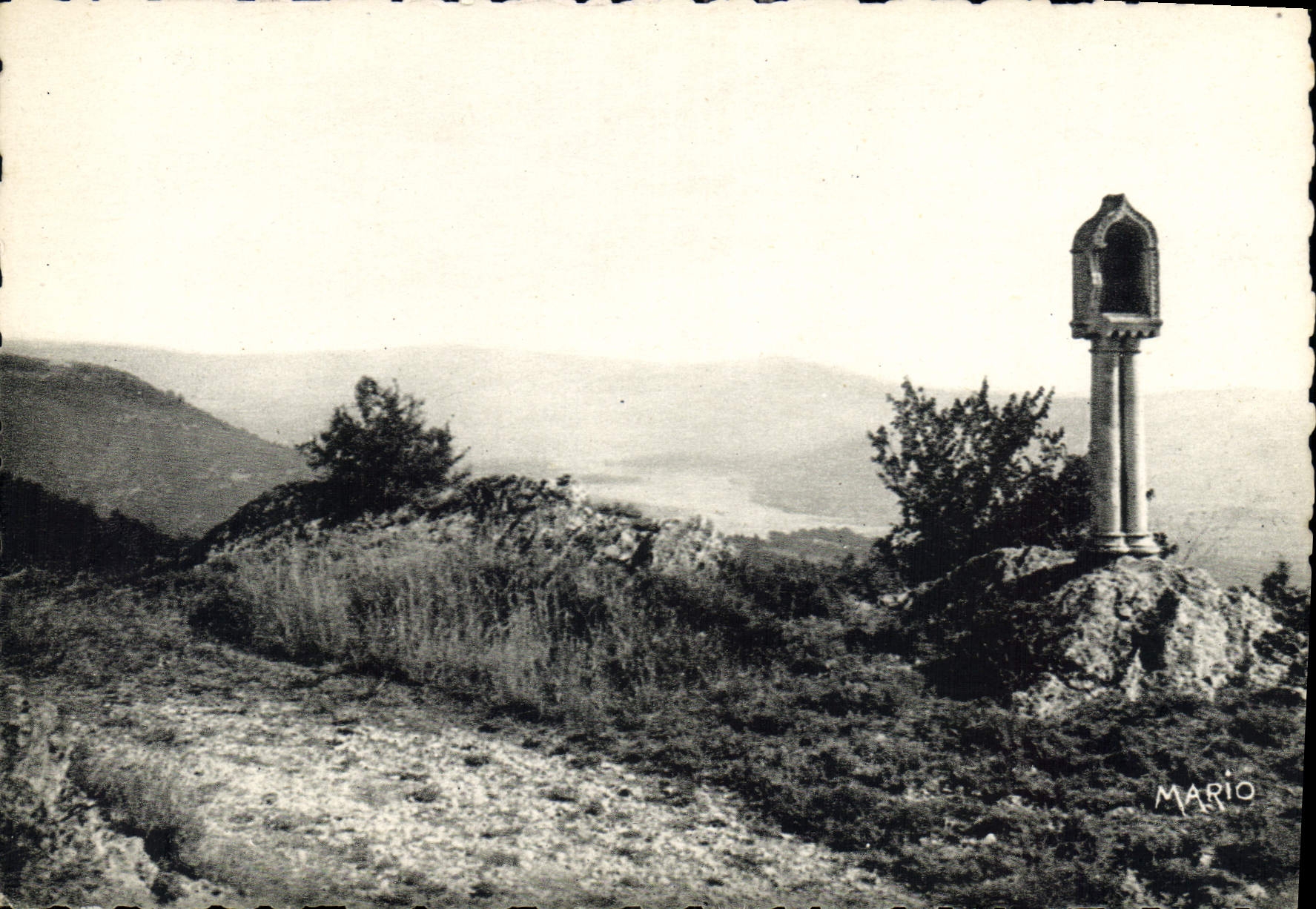 CPM La Haute Provence Pittoresque 