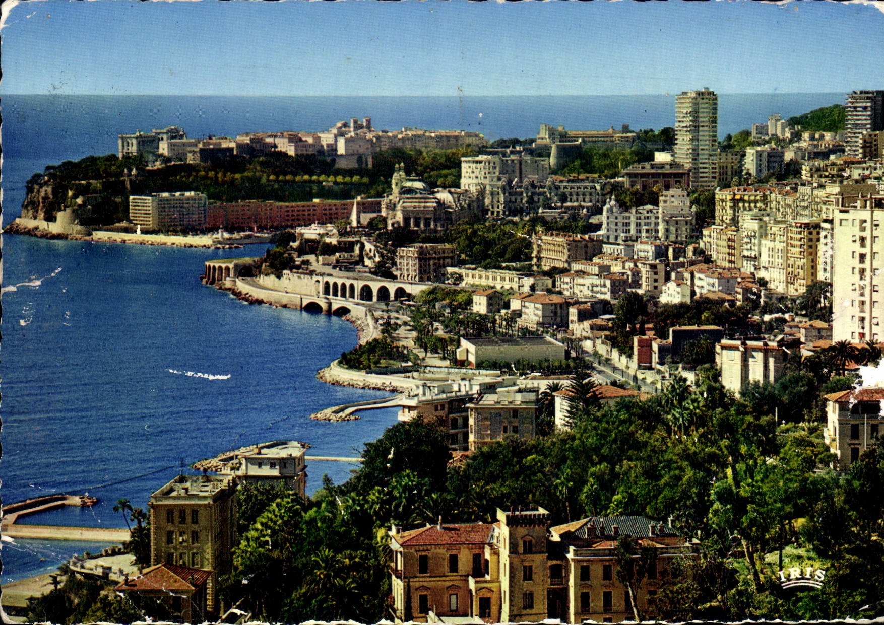 CPM Reflets de la Cote d'Azur Principaute de Monaco Vue panoramique Monte Carlo et le Rocher