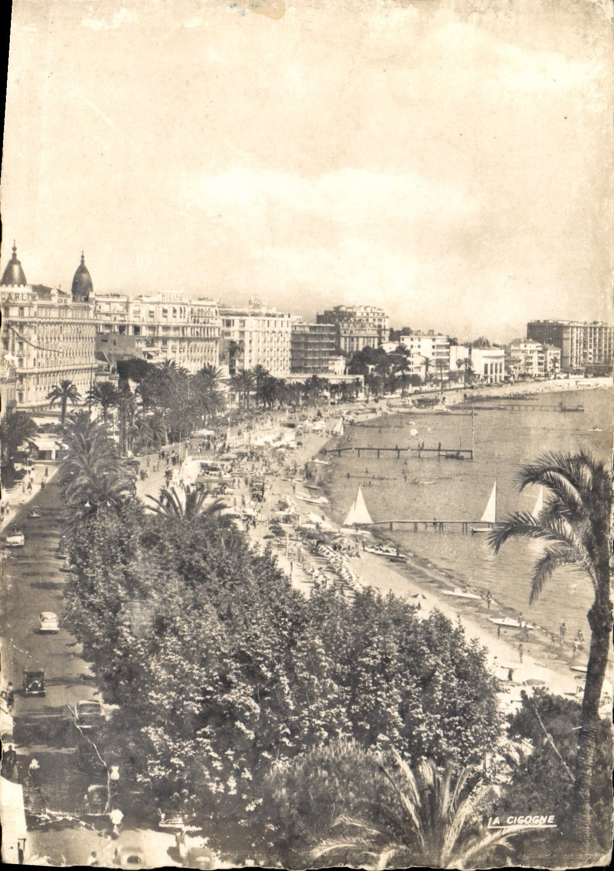 CPM Cannes Les Grands Hotel la Croisette et la Plage 