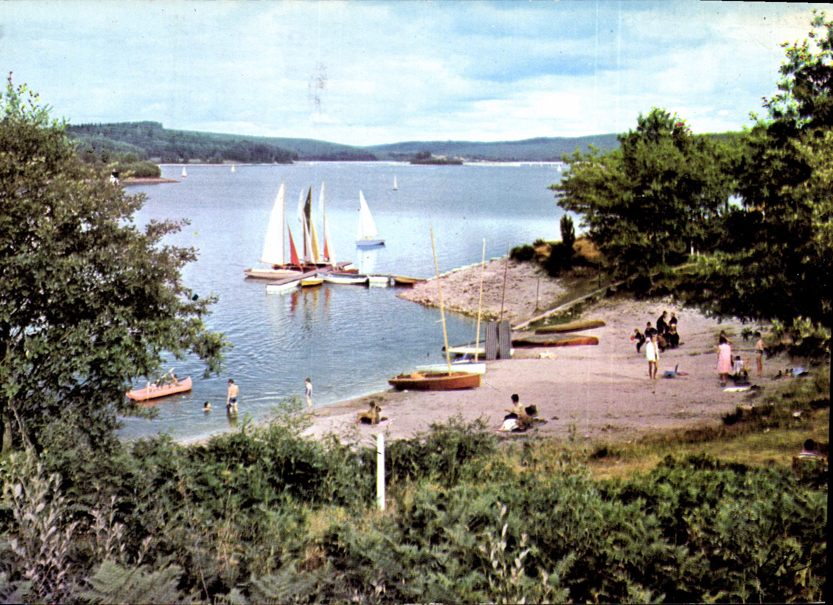 CPM Vassiviere vue sur le Lac 