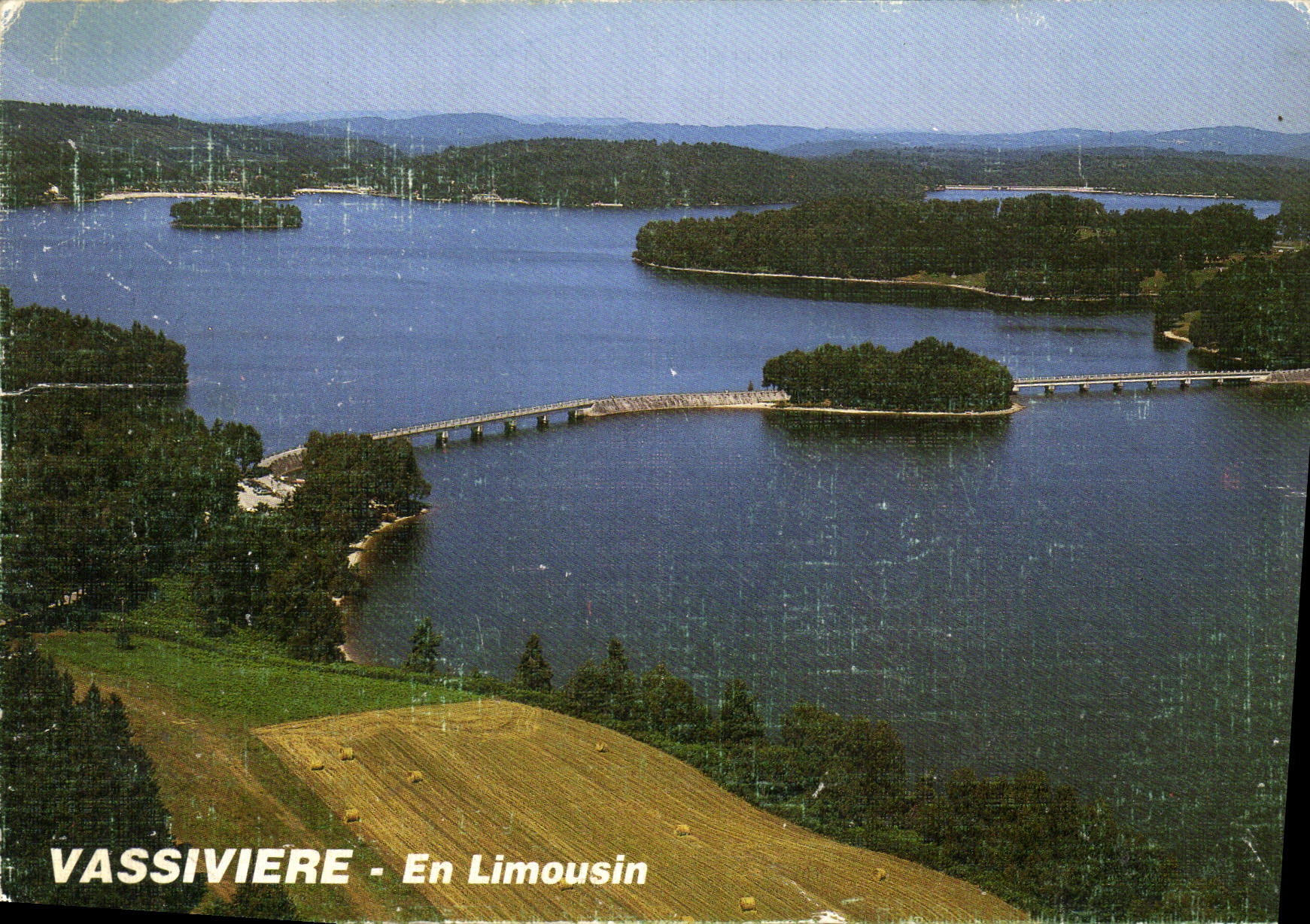 CPM Lac de Vassiviere en Limousin Plages amenagees activites nautiques