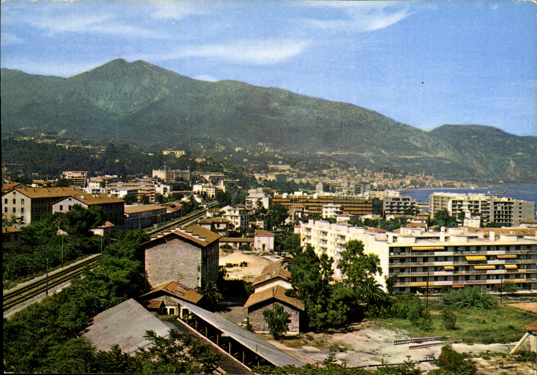 CPM Roquebrune Cap Martin Quartier de Carnales Vue generale