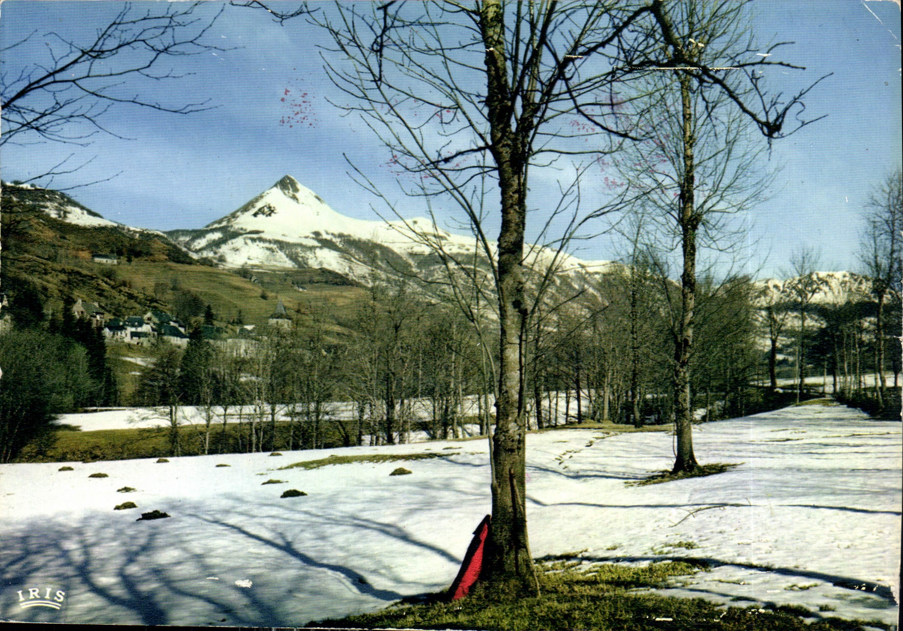 CPM Cantal Pittoresque Les Monts d'Auvergne