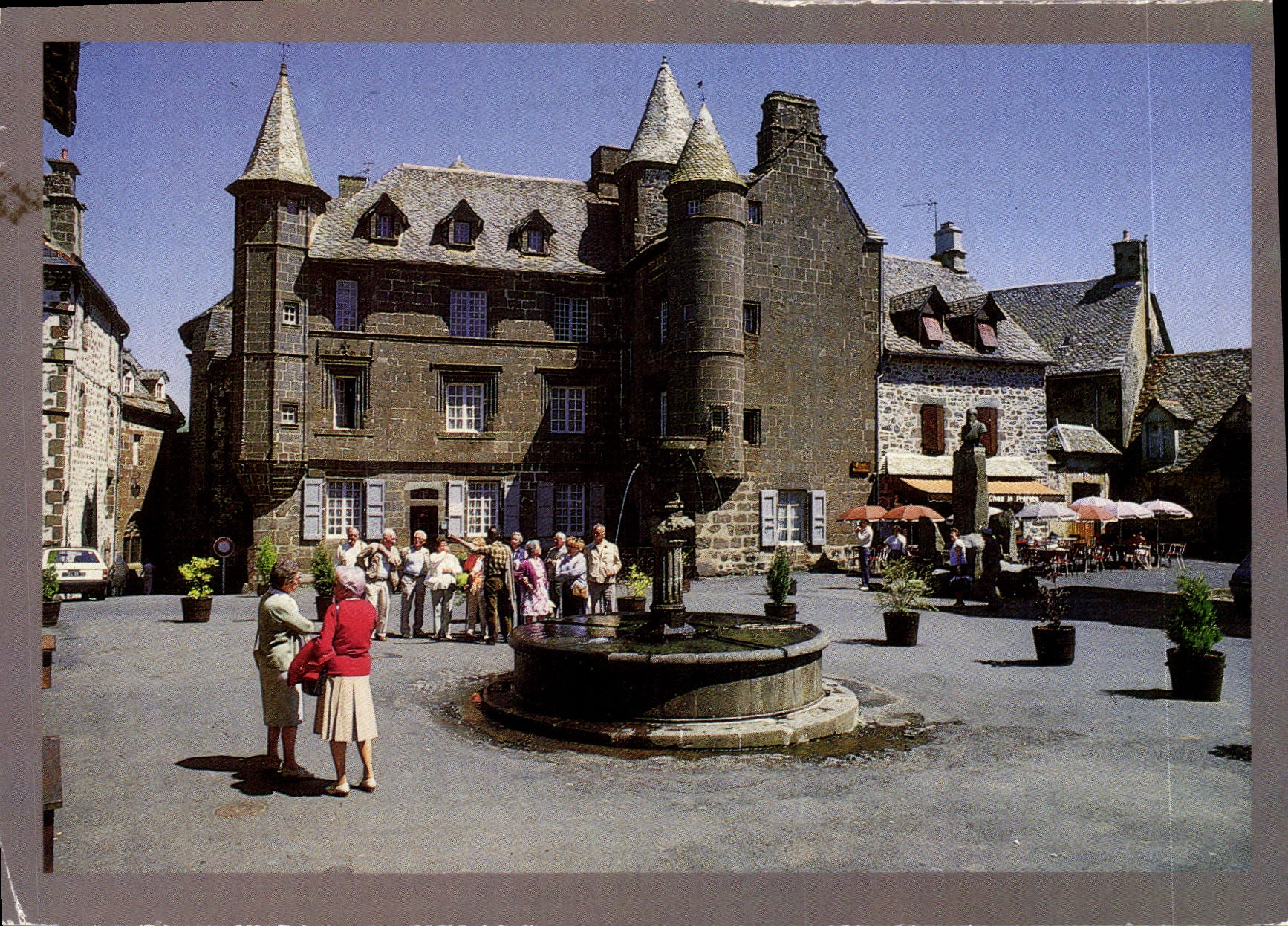 CPA Salers Cantal Cite Medievale La maison du Notaire