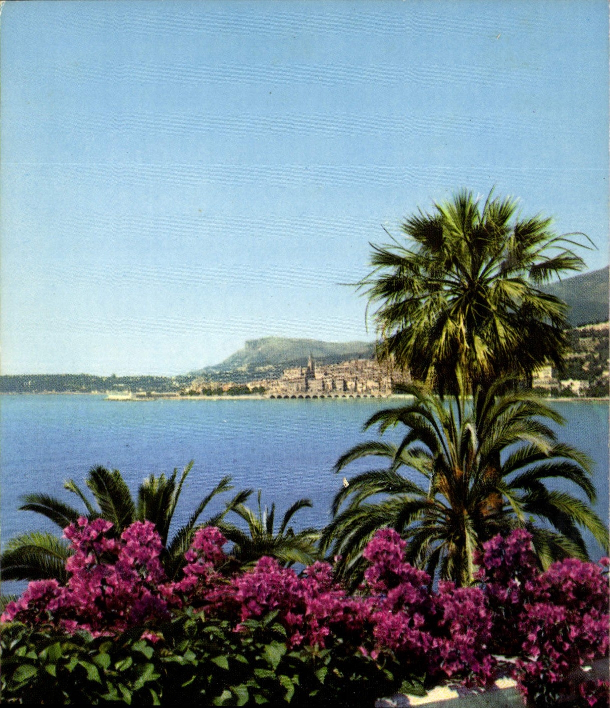 CPM Le Sites Merveilleux de la Cote d'Azur Menton A M vue generale sur Menton prise de Garavan