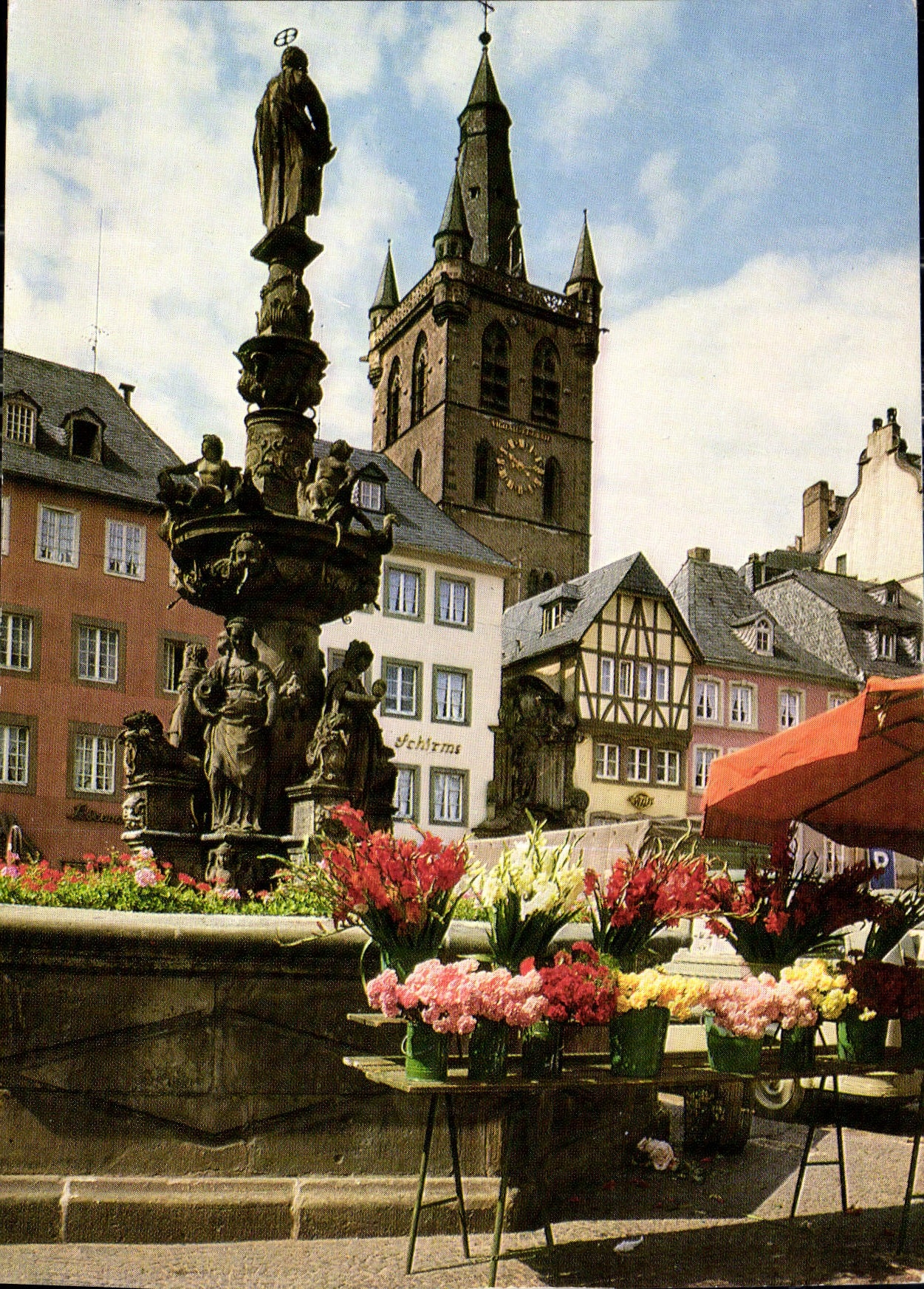 CPM Trier Petrusbrunnen mit St Gangolph 