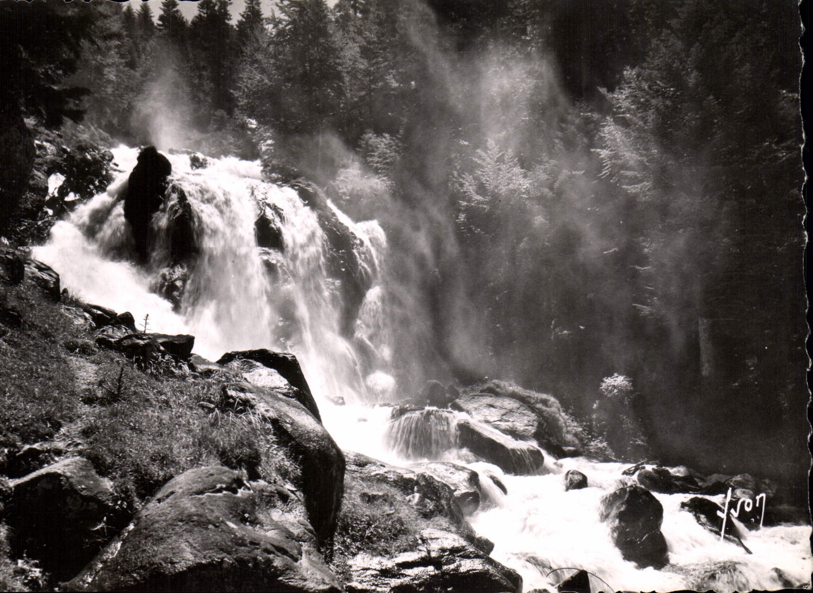 CPM Environs de Cautierets Htes Pyrenees Cascade de Lutour 