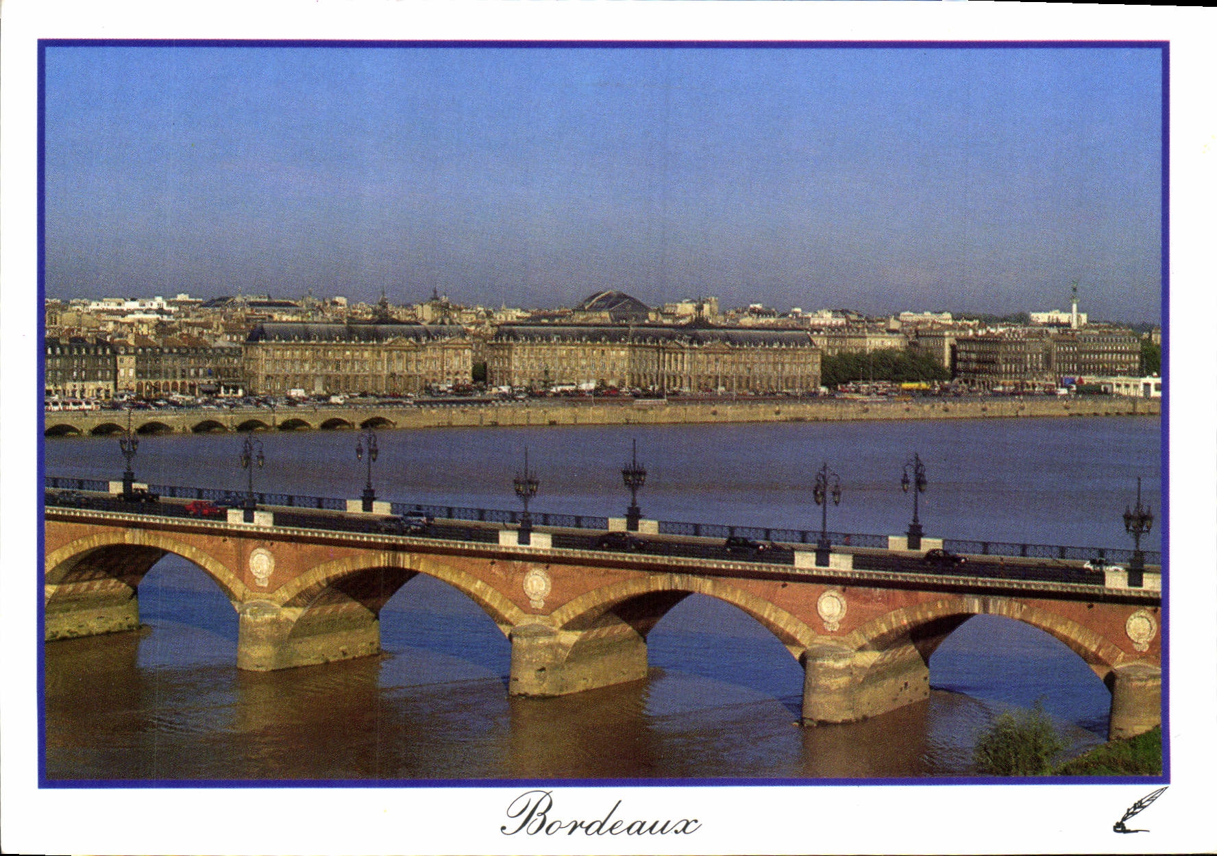 CPM Bordeaux Le Pont de Pierre la Garonne et la Place 