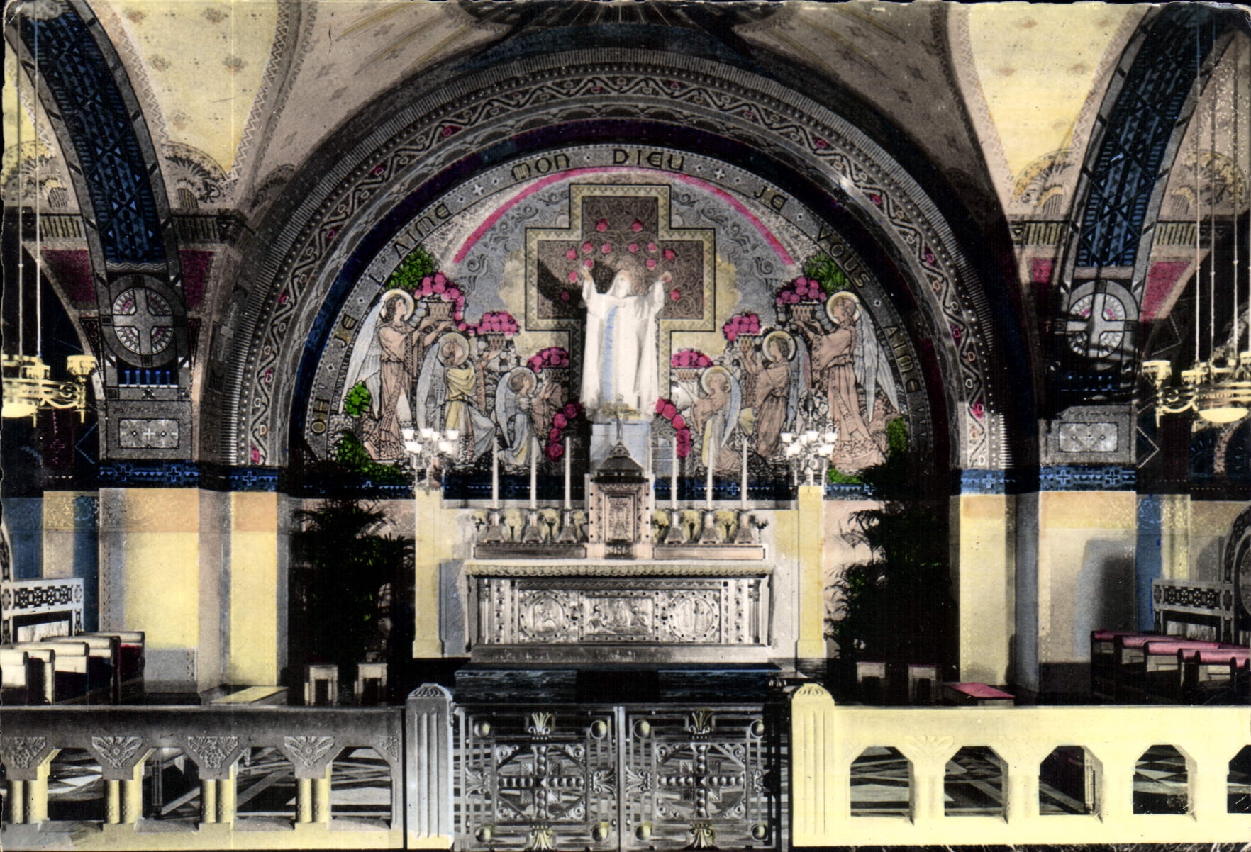 CPM La Basilique de Lisieux La Crypte Le Choeur 