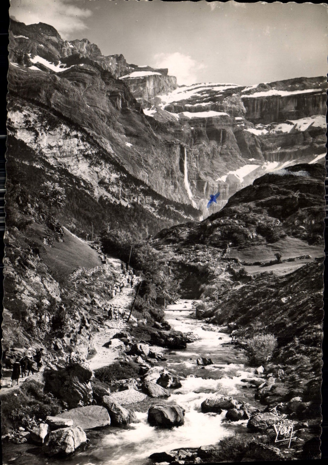 CPM Gavarnie Le Sentier condulsant au Cirque longe le Gave 