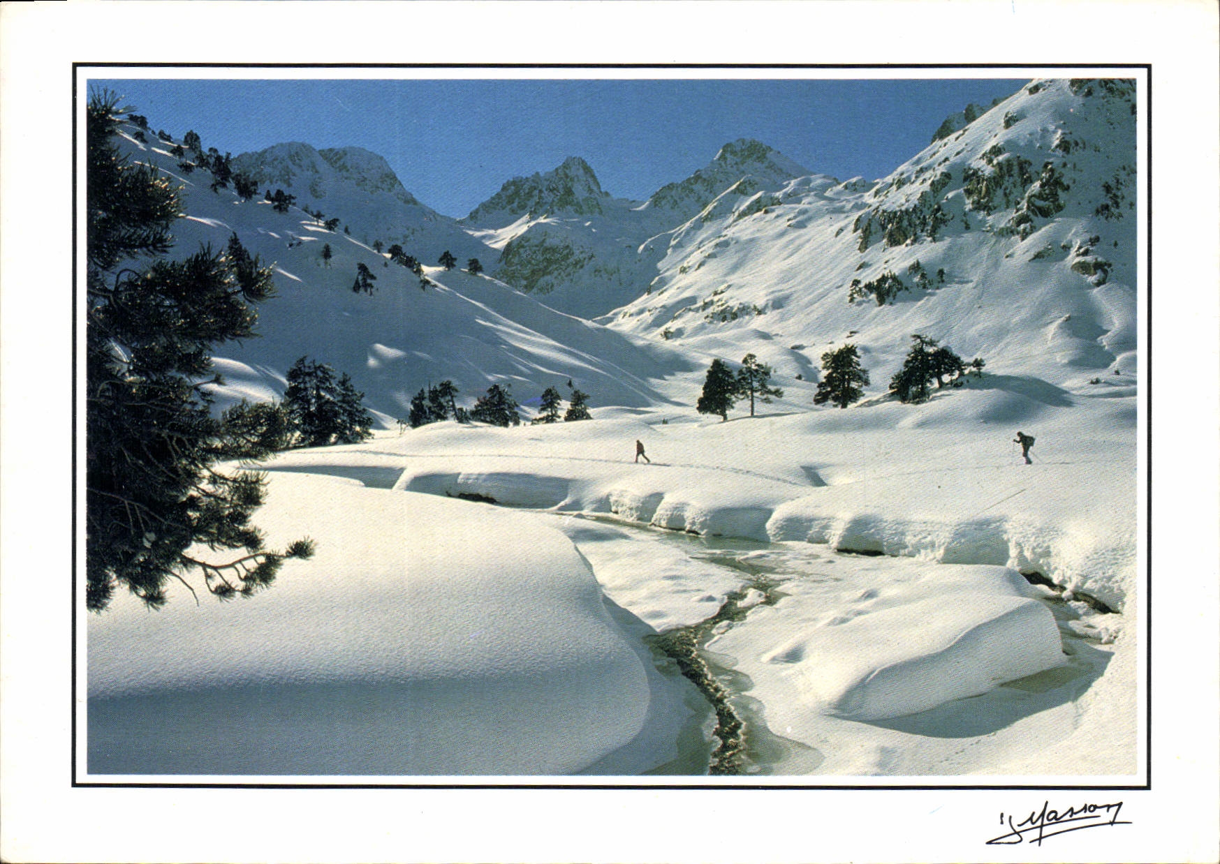 CPM Pyrenees Randonnee hivernale 