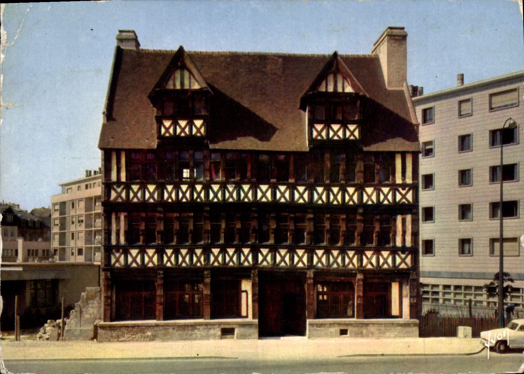 CPM Couleurs et Lumiere de France La Normandie Caen Calavados Maisan des Quatrans