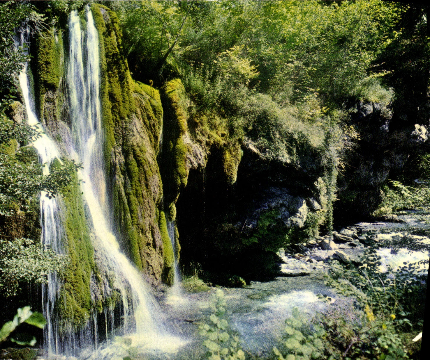 CPM Vallee d'Aspe Route de Bedous A Aydius La Cascade