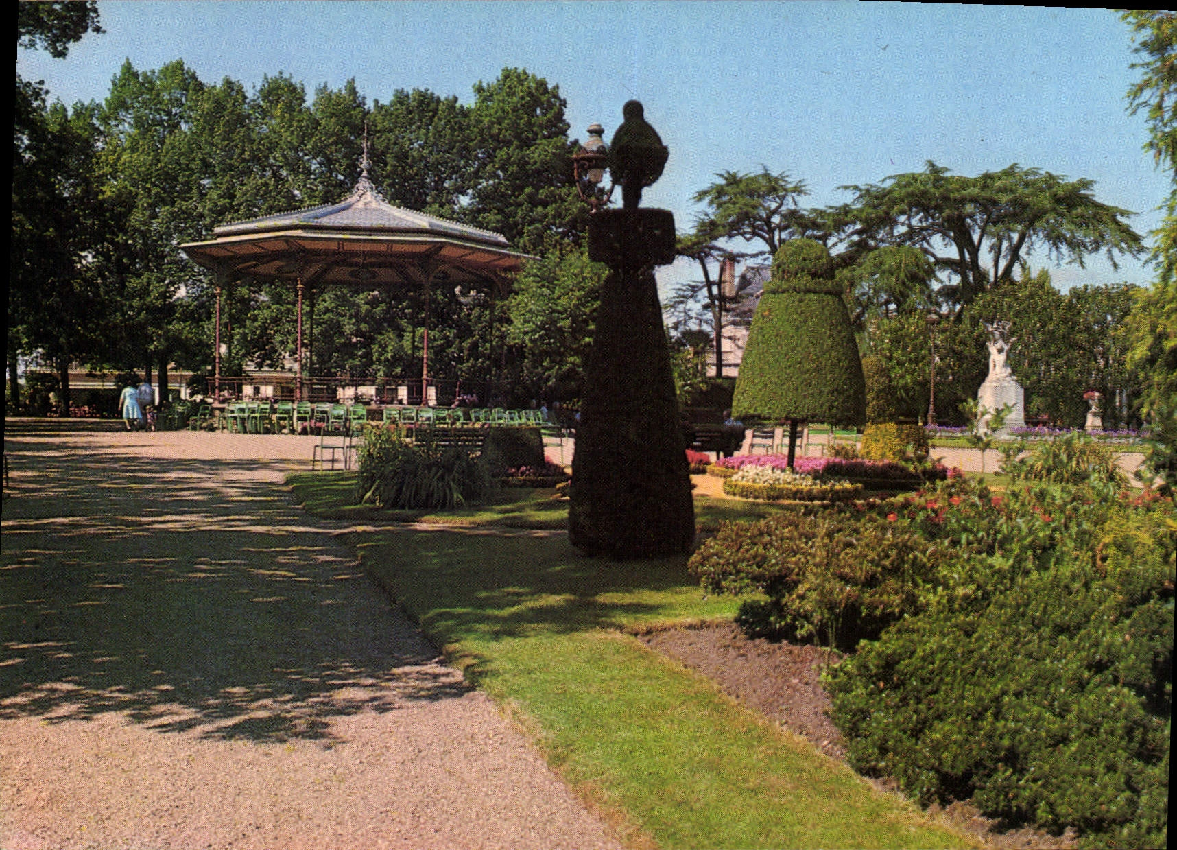 CPM Rennes Le jardin du Thabor 