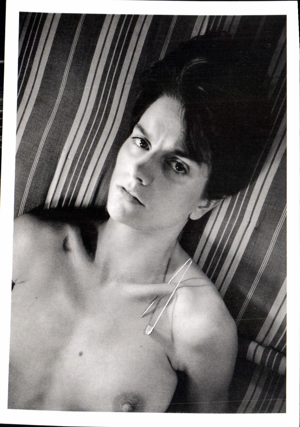 CPM Femme Yves Yacoel