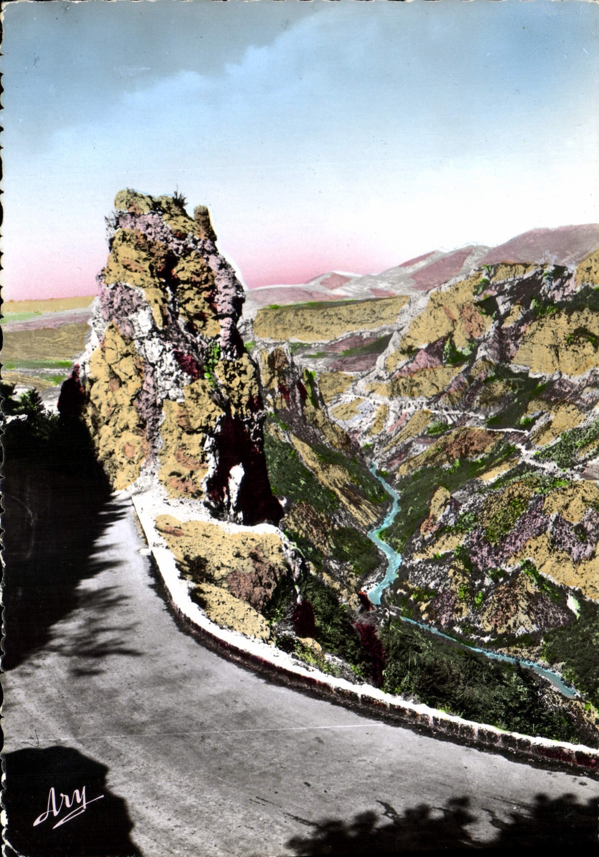 CPM Les Gorges Pittoresques du Verdon Corniche Sublime