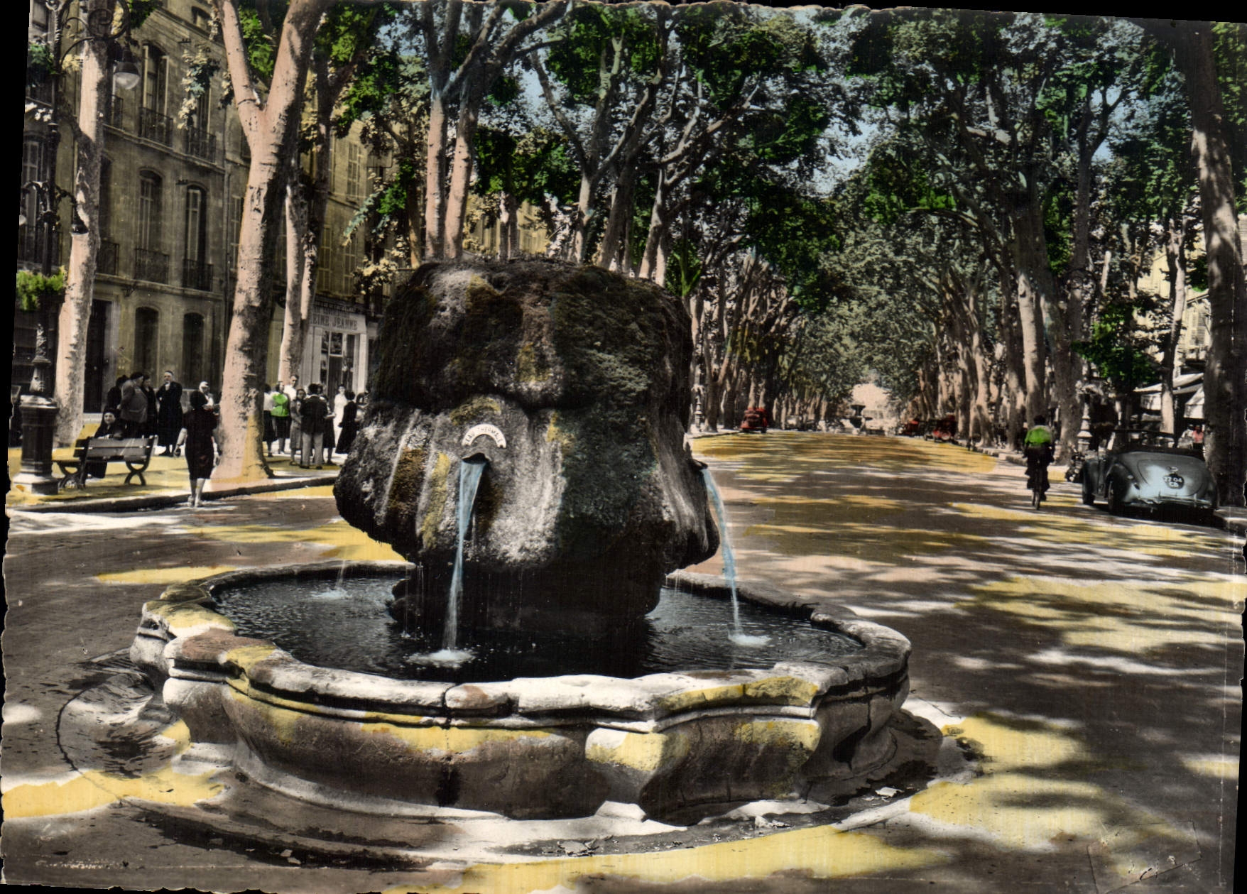 CPM La Cite du Roy Rene Aix en Provence sur le Cours Mirabeau 