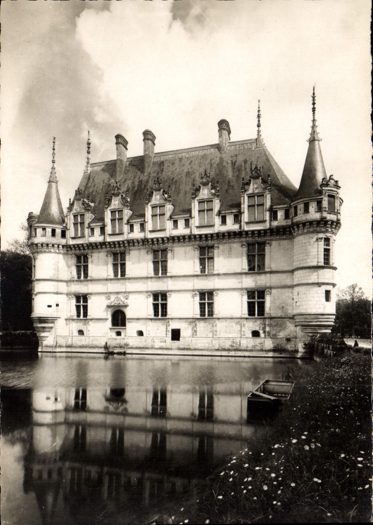 CPM Chateau d'Azay le Rideau I et L 