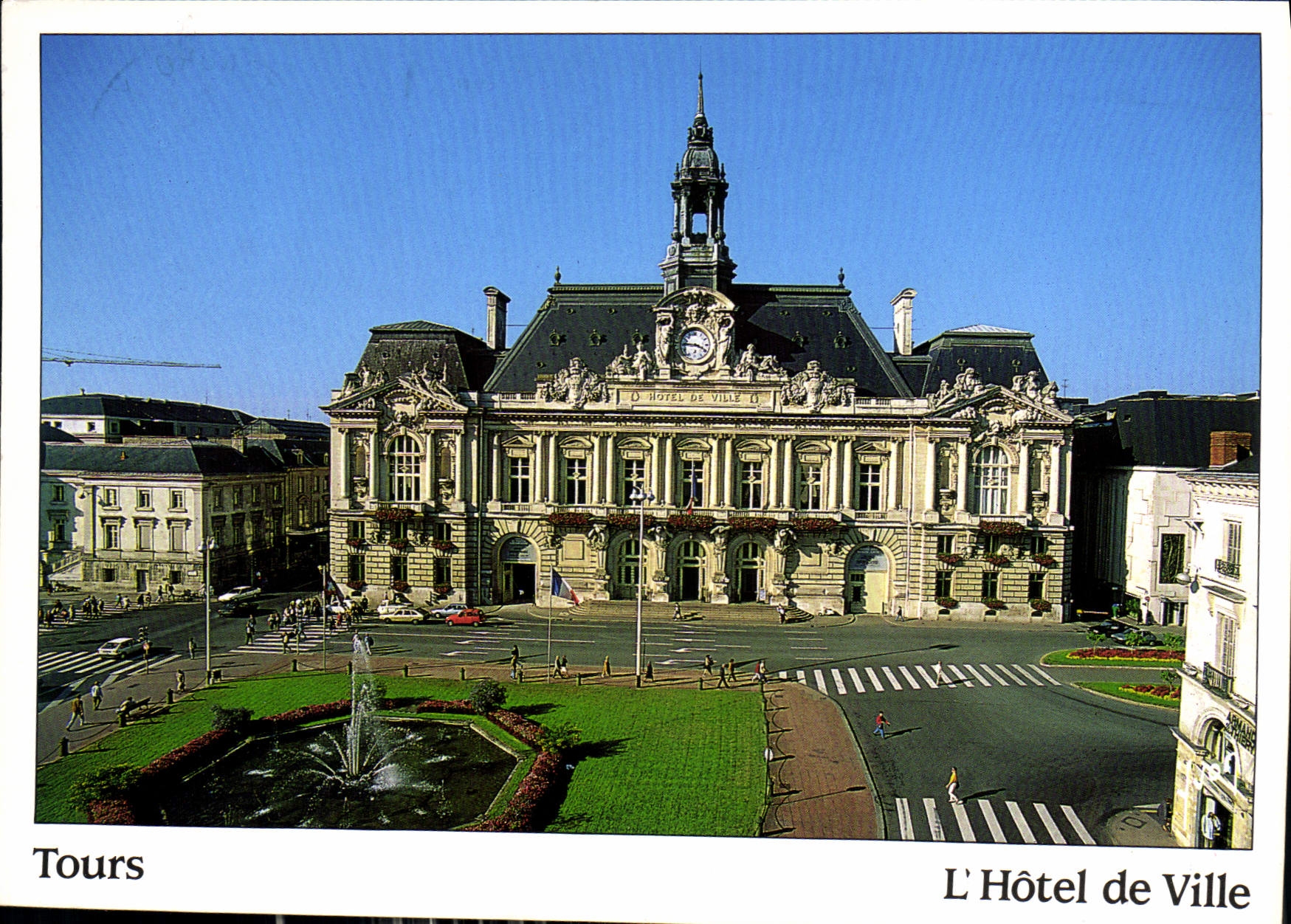 CPM Couleurs et Lumiere de France tours Indre et Loire l'Hotel de Ville et la Place Jean jaures 
