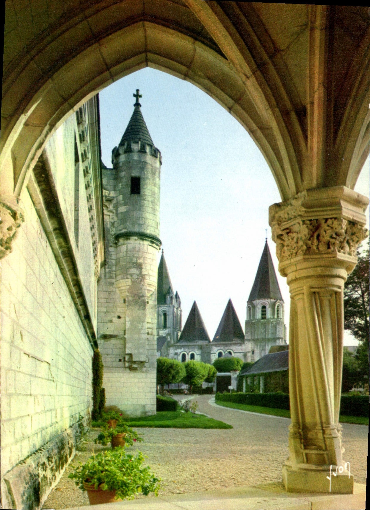 CPM Val de Loire Loches Indre et Loire la Collegiale Saint Ours