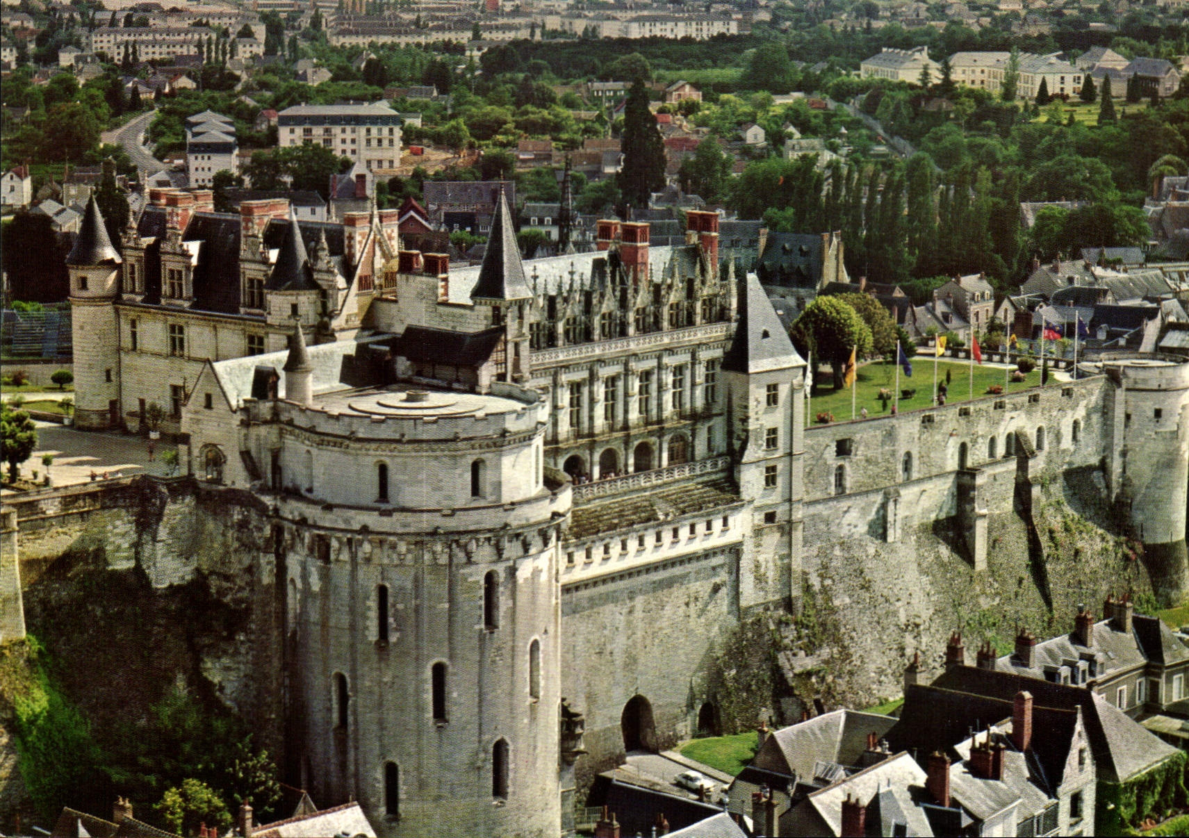 CPM Chateau de la Loire Amboise Indre et Loire Le Chateau XVe s 