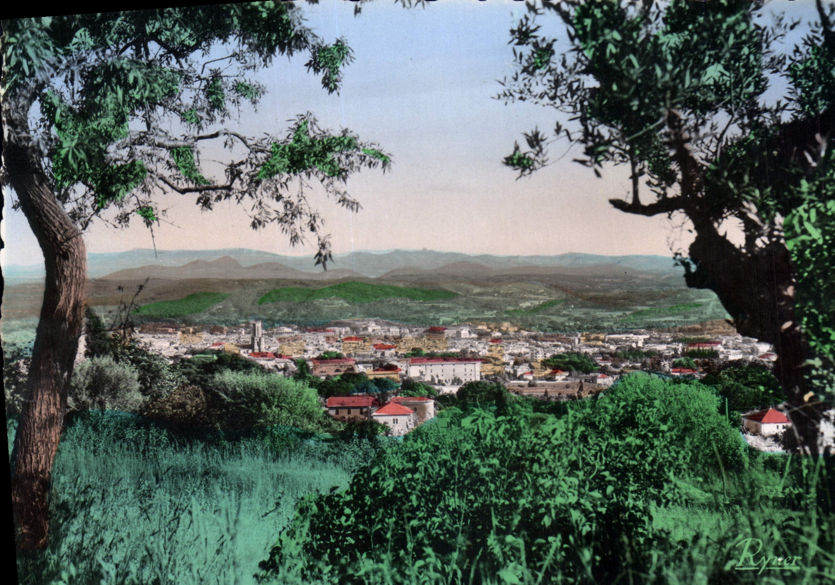 CPM La Cite du Roy Rene Aix en Provence Vue generale 