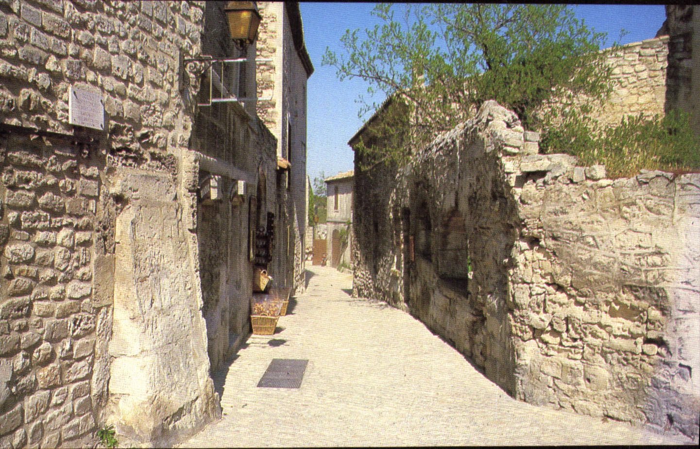 CPM Les Baux de Provence 