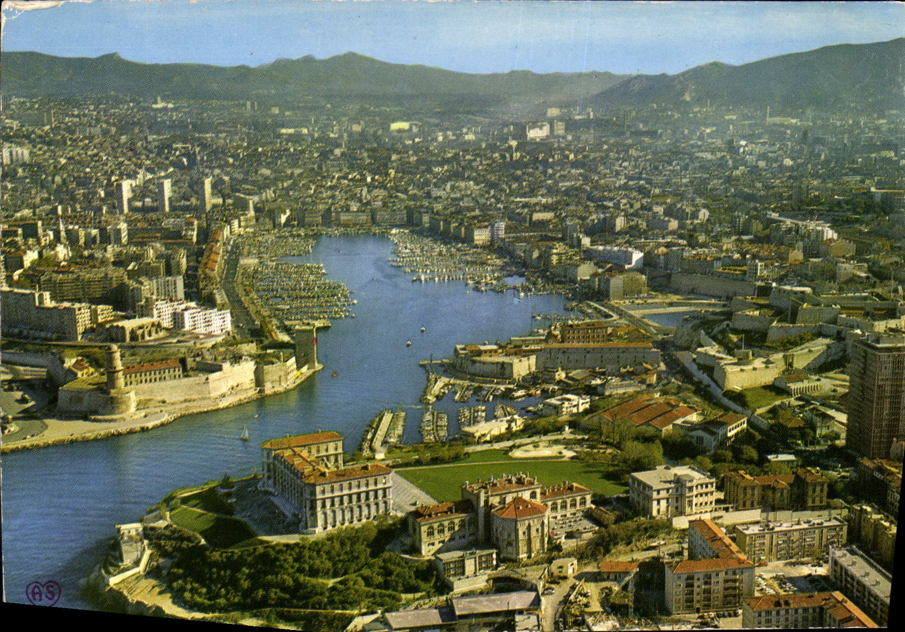 CPM Capitale de la Provence Marseille B du R 