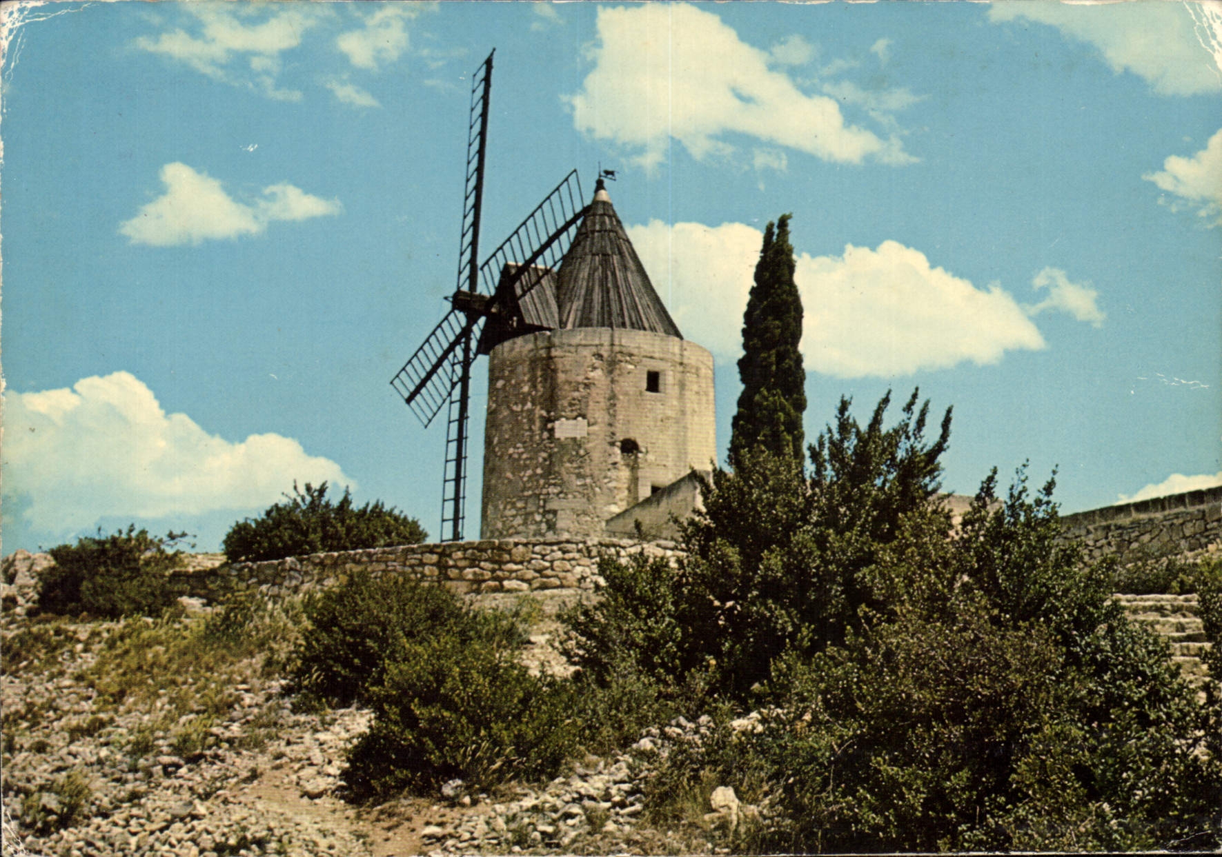CPM Les Belles Images de Provence Moulin de A Daudet 