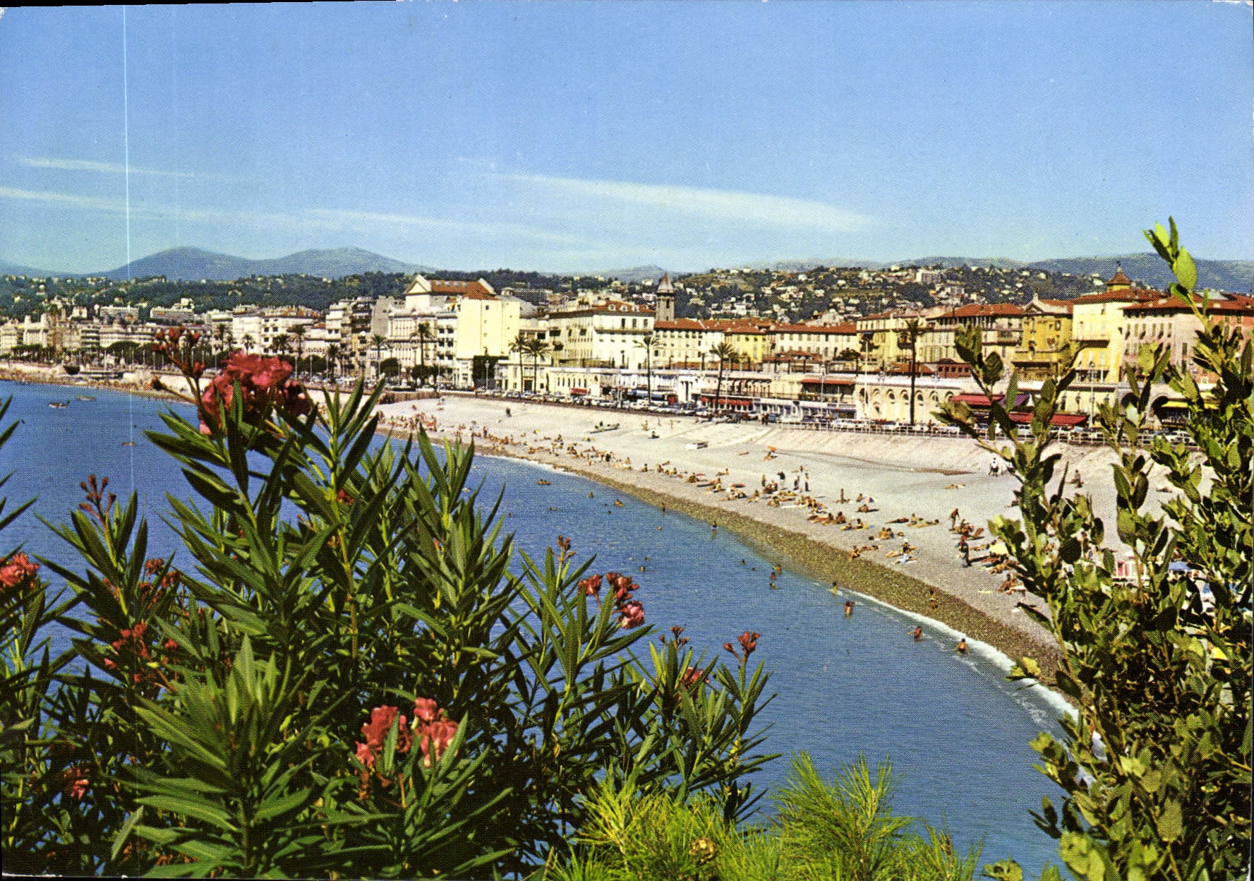 CPM Nice le Quai des Etats Unis la Plage des Panchettes 