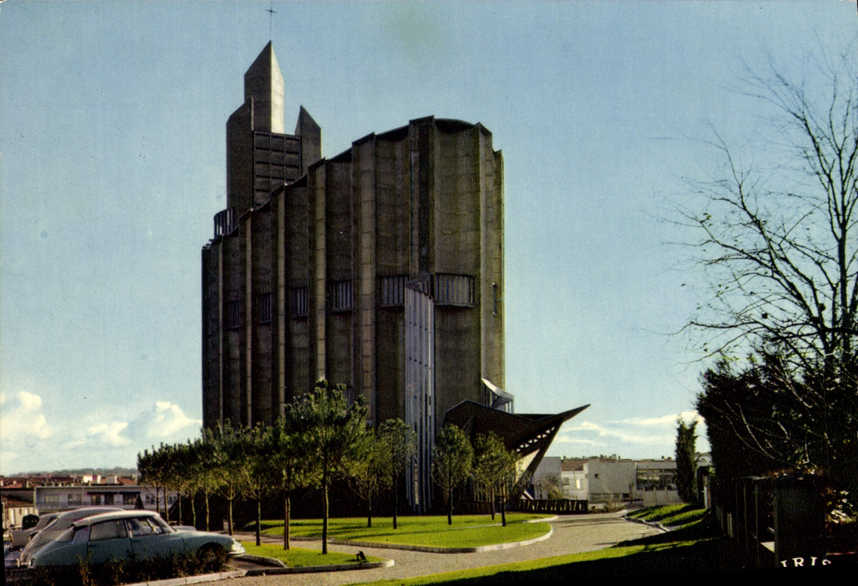 CPM Royan Cote de Beaute L'eglise Notre Dame