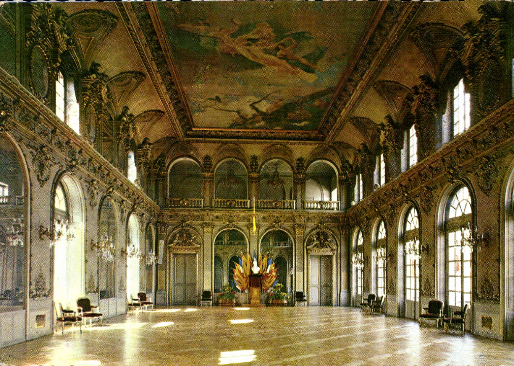 CPM Nancy Hotel de Ville Le Grand Saloon 