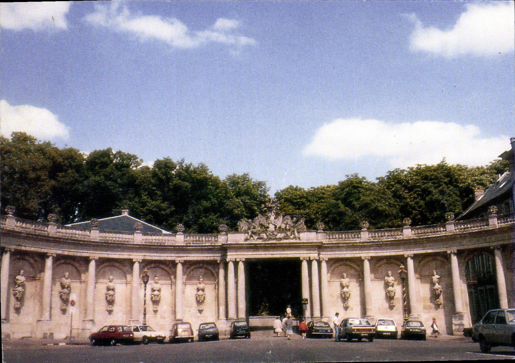 CPM Nancy Entree de la Pepiniere 